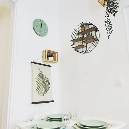 Big Garden***, Hyper Centre, Parking Apartment Nantes
